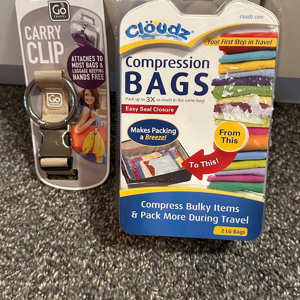 NWT Compression Bags (2)with Go Travel Carry Clip to attach most bags to luggage